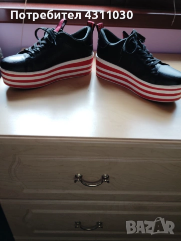 Черни обувки номер 40 , снимка 5 - Дамски ежедневни обувки - 53807252