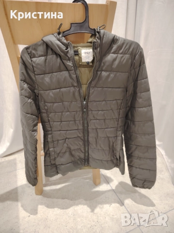 Яке Only,  анцуг Balenciaga, блуза Reserved, жилетка  Tally Weijl