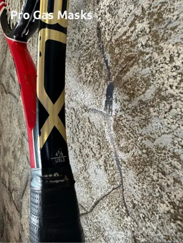 Професионална Тенис Ракета Tennis Racquet Wilson BLX Six One 95 sq inches 309 grams Grip 3 4 3/8 Нап, снимка 6 - Тенис - 49392516