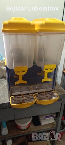 диспенсър за сок 