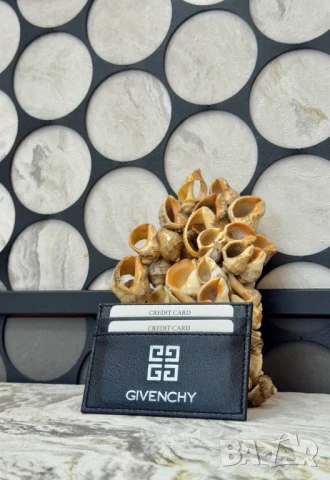 визитници chloe Moncler coach fendi louis vuitton , снимка 16 - Портфейли, портмонета - 51080463