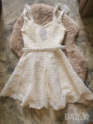 Рокля дантела и перли с коланче Avin, снимка 6 - Рокли - 54123228