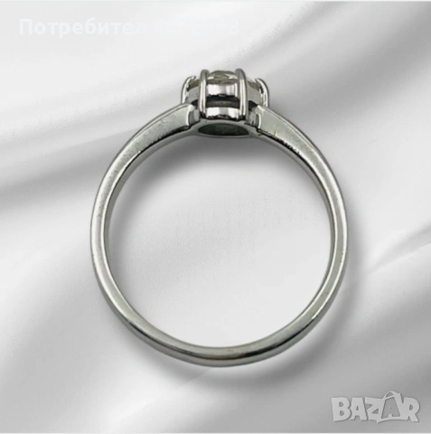 Пръстен от бяло злато и естествен диамант 14к, снимка 4 - Пръстени - 53266038