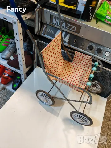 Стара детска количка за кукли, снимка 6 - Антикварни и старинни предмети - 47442418