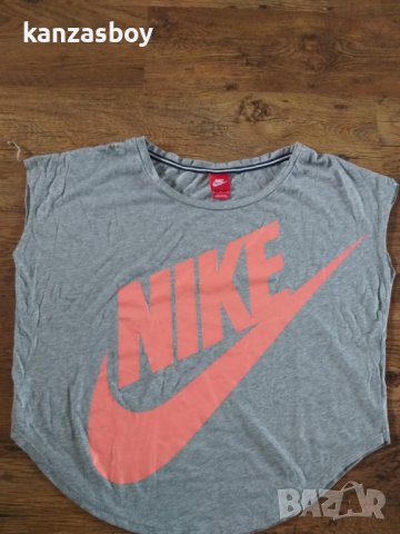 Nike - страхотен дамски потник М, снимка 4 - Потници - 44481217