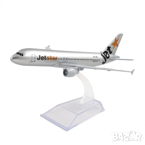 Еърбъс 320 самолет модел макет Jet Star пътуване пътници куфари, снимка 6 - Колекции - 50915454