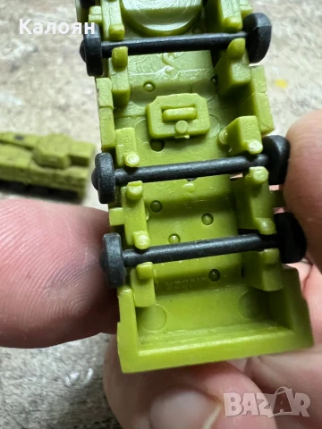 Играчки, цена за двете , снимка 4 - Фигурки - 51397395