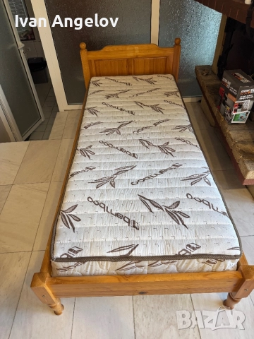 Легло с матрак масив , снимка 2 - Спални и легла - 52550311