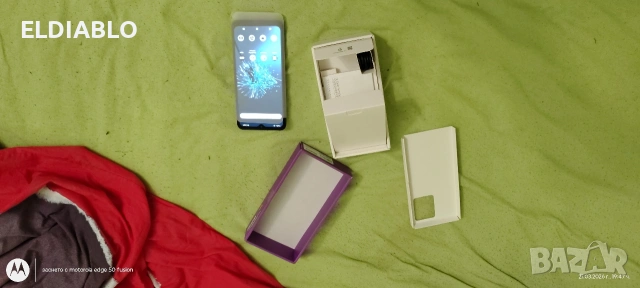 Здравейте продавам смартфон hmd arc 