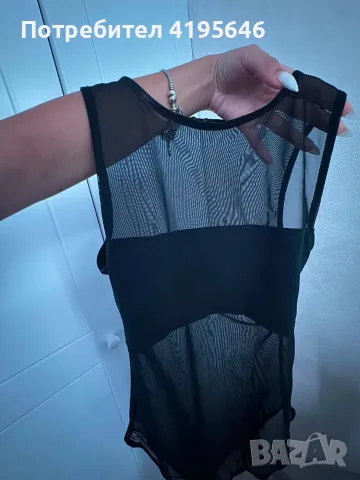 Боди на Stradivarius , снимка 3 - Корсети, бюстиета, топове - 56047928
