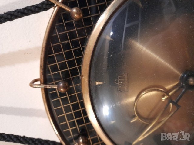 Стар стенен часовник , снимка 2 - Антикварни и старинни предмети - 36784622