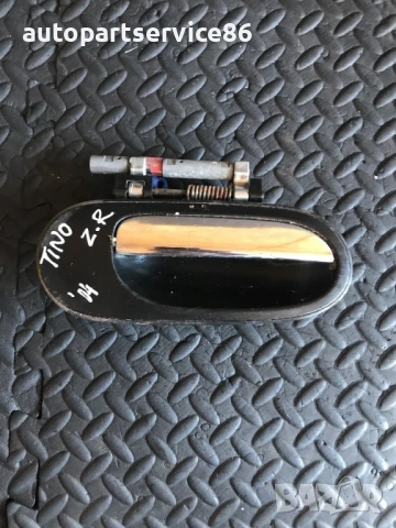 Външна дръжка за задна дясна врата черна за Nissan Almera Tino (2002-2007)