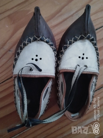 Папуци от естествена кожа , снимка 2 - Антикварни и старинни предмети - 52973937
