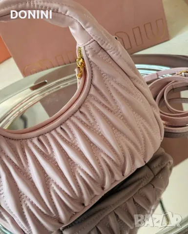 Miu Miu Belair Дамска чанта, кожа , снимка 6 - Чанти - 56003153