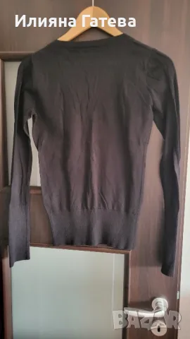 Черна блуза Guess р-р М 90% памук, снимка 2 - Блузи с дълъг ръкав и пуловери - 48413692