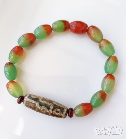 Гривни с мъниста Дзи и Паунов ахат, снимка 3 - Гривни - 40530158