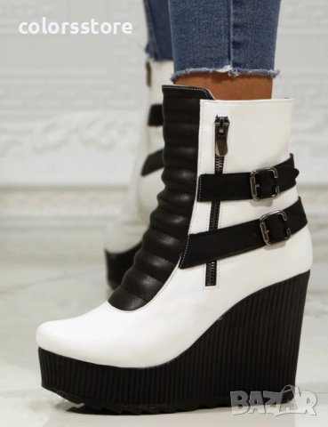 Боти на платформа - бяла кожа с черно ходило - B2001