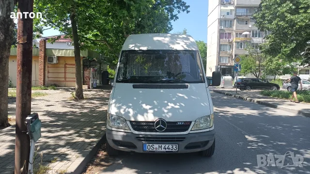 Здрав Мерцедес Спринтер,оборудван и за кемпер и за товарен. 