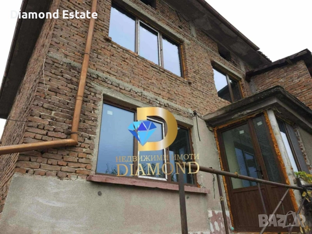 Триетажна къща близнак в Димитровград, кв. Черноконево, снимка 2 - Къщи - 52360525