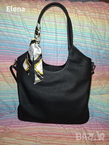 Дамска черна чанта.НОВА