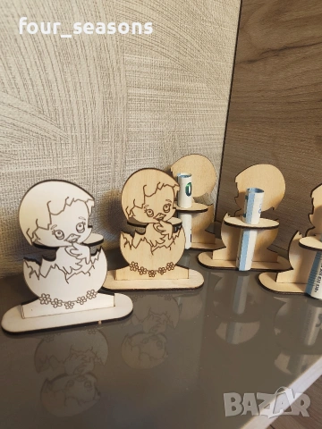 Великденско зайче за паричка -3€  Великденско зайче с билка - 2 €