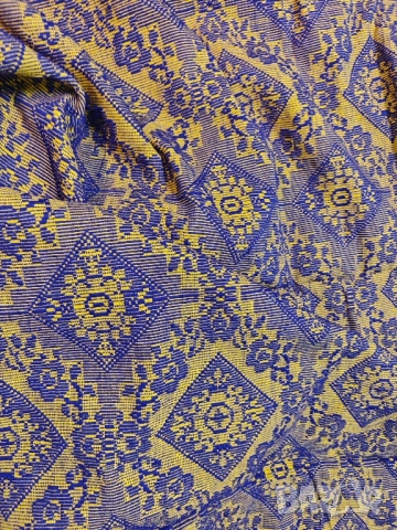 Продавам две жакардови постелки за легло /диван, снимка 7 - Покривки за легло - 51453430