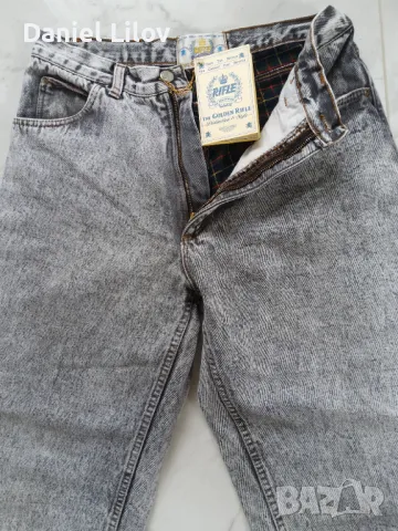 GOLDEN RIFLE  JEANS ARE