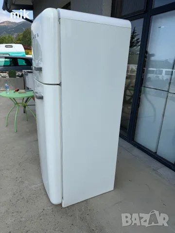 Перфектен хладилник SMEG 170см, снимка 3 - Хладилници - 55784471