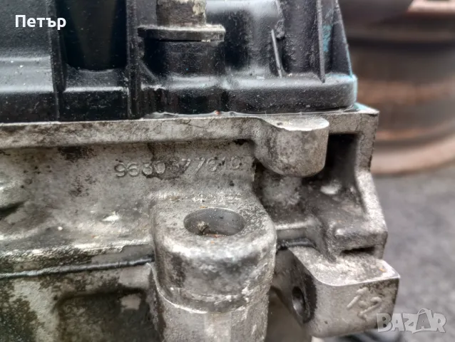 Цилиндрова глава ситроен Пежо 2.0хди 9630377610, снимка 2 - Части - 47936134