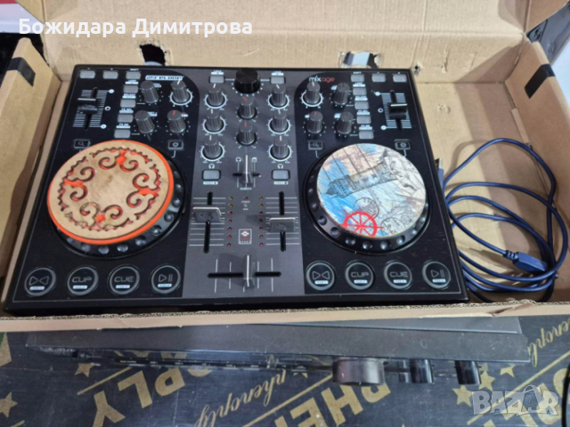 DJ конзола RELOOP MIXAGE