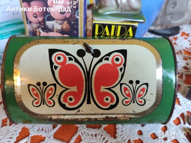 Стара СССР ламаринена играчка кутия за храна, снимка 1