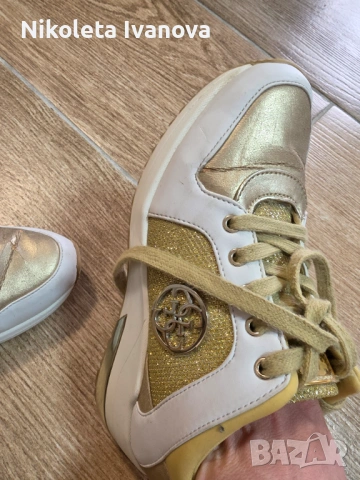 Оригинални маратонки на GUESS, снимка 5 - Маратонки - 54081354