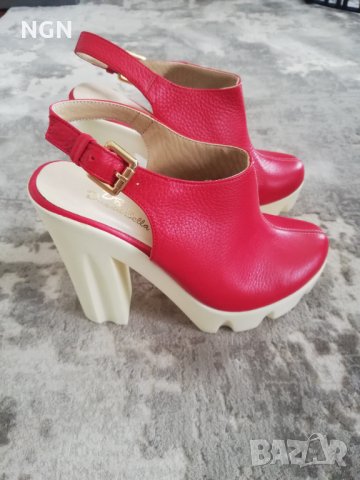 Модерни дамски сандали в червен цвят. Промо цена само 39.00 лева. , снимка 7 - Дамски обувки на ток - 30208628