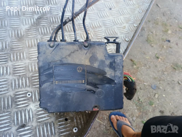 ABS 1J0 614 517J за VW GOLF Mk IV (1J1) 1.9 TDI (1997 - 2005)