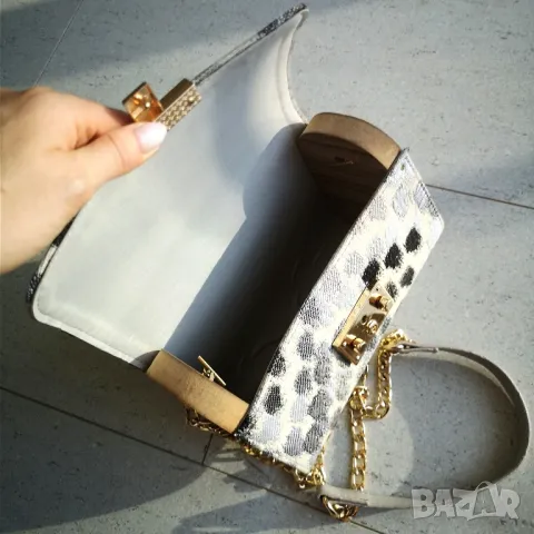 Дамска чанта еко кожа, плат и дърво, снимка 5 - Чанти - 48136559