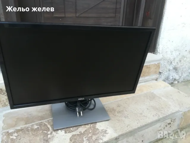 Монитор Dell,, 24инча, снимка 2 - Монитори - 47770815