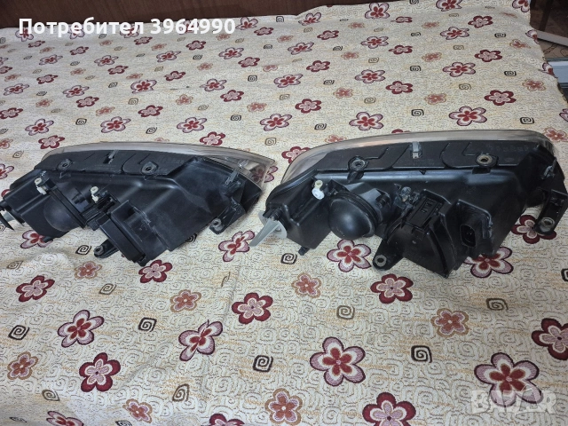 Два леви фара HELLA за Пасат В5.5 , снимка 3 - Части - 53339873