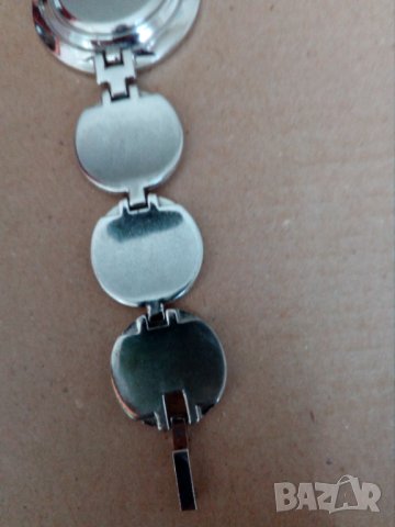 Дамски кварцов часовник, снимка 4 - Дамски - 37621701