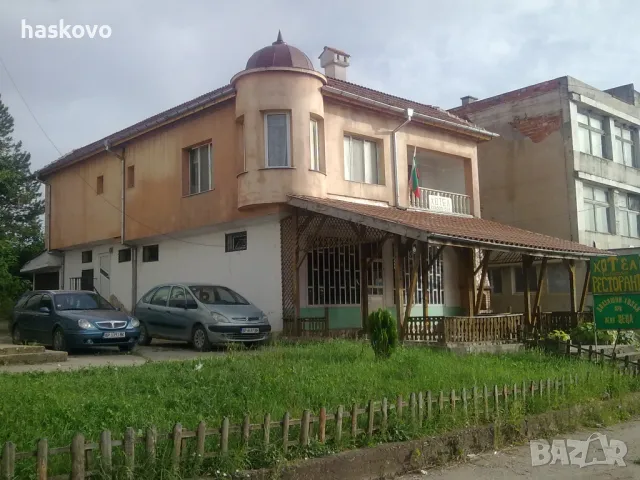 Давам под наем хотел "Зора" в центъра на с. Борован срещу площада, снимка 2 - Хотели - 48079687