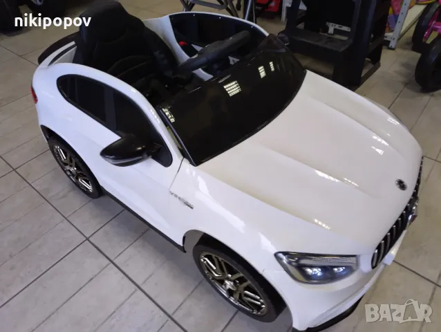 MERCEDES GLC63 AMG Акумулаторен джип ГОЛЯМ, снимка 4 - Коли, камиони, мотори, писти - 49405454