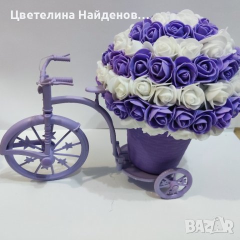 колело с цветя , снимка 1 - Декорация за дома - 44260993