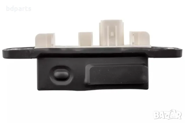 Бутон за отваряне на багажник Toyota, Land Cruiser J200, 3 ПИН, снимка 4 - Части - 56142266
