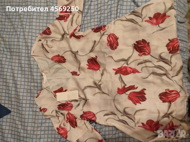 Нова дамска тениска с ефектен принт на лалета, размер M, снимка 2 - Тениски - 53934174