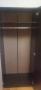 Продавам два трикрилни гардероба единият е с надстройка , снимка 3