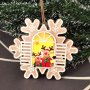 4136 Дървена светеща коледна играчка за окачване Снежинка, снимка 1 - Декорация за дома - 42560946