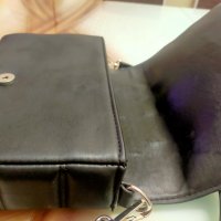 Черна кожена чанта с дълга дръжка , снимка 3 - Чанти - 42914610