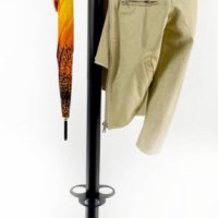 Поставка за дрехи от черна стоманена тръба с държач за чадър, снимка 4 - Закачалки - 44273890