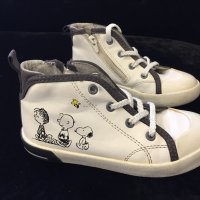 Детски обувки размер 26, снимка 1 - Детски обувки - 42742388