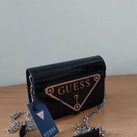   Черна лачени чанта  Guessкод SG116, снимка 3 - Чанти - 34543480