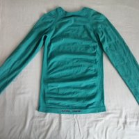 Kari Traa оригинална дамска еластична безшевна дълга блуза с пеперуди р-р L, снимка 8 - Блузи с дълъг ръкав и пуловери - 42880626